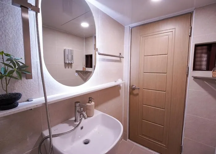 New Open Gamseong For 4 Minutes From Konkuk Station Seongsu Station Gangnam Jamsil Direct Airport New Full Options