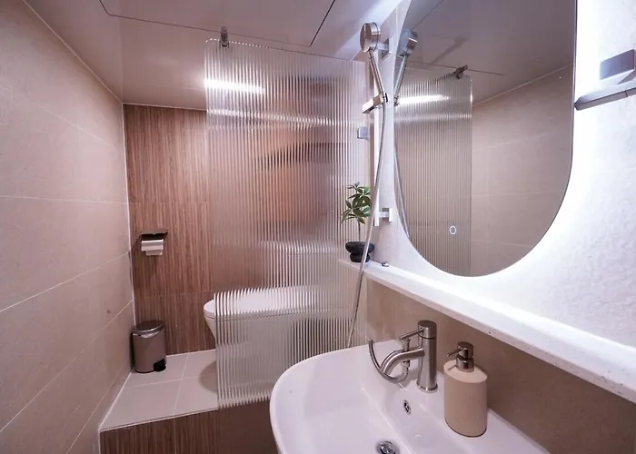 New Open Gamseong For 4 Minutes From Konkuk Station Seongsu Station Gangnam Jamsil Direct Airport New Full Options 서울특별시